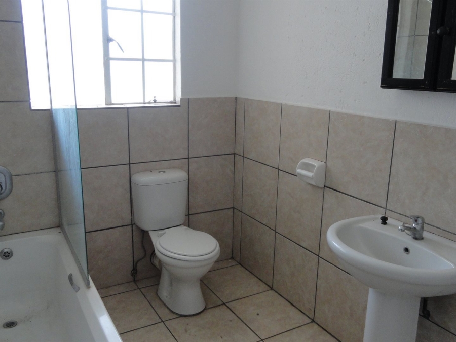 2 Bedroom Property for Sale in Potchefstroom North West